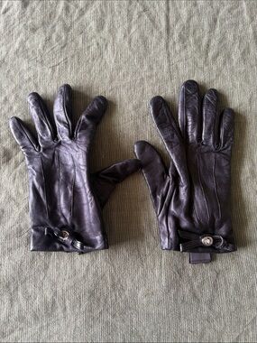 Coach vintage leather gloves with inner lining